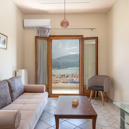 Alexandra's Cozy Sea View Appartamento