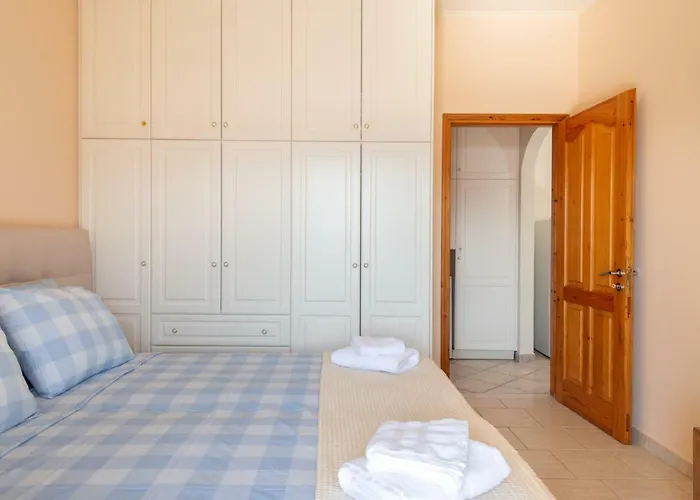 Alexandra's Cozy Sea View 아파트 아르고스톨리온